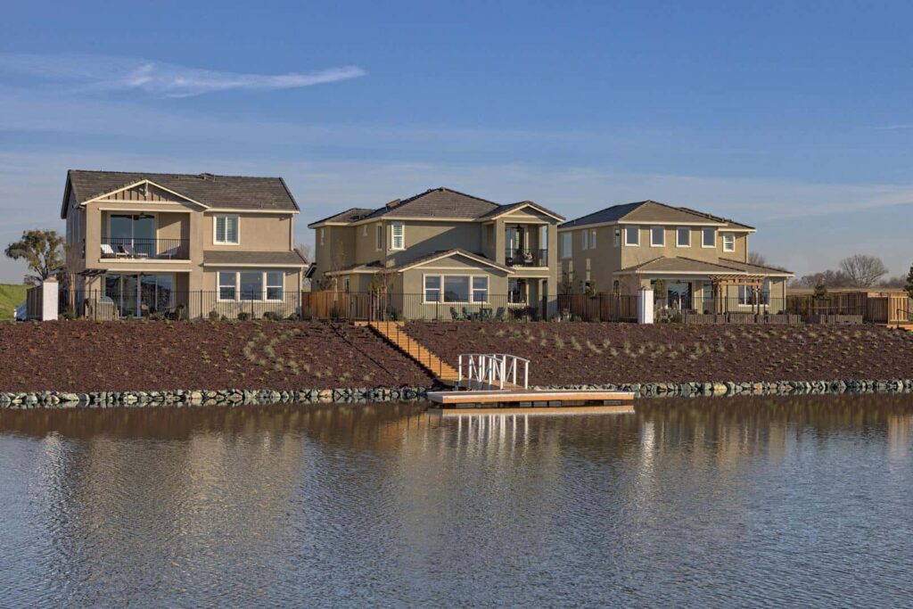 Homes on the Lakefront at River Islands