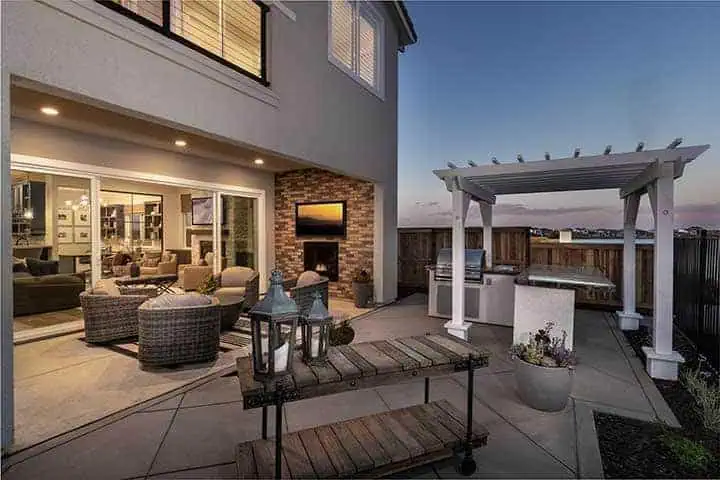 3133MED River Islands outdoor space with fire place